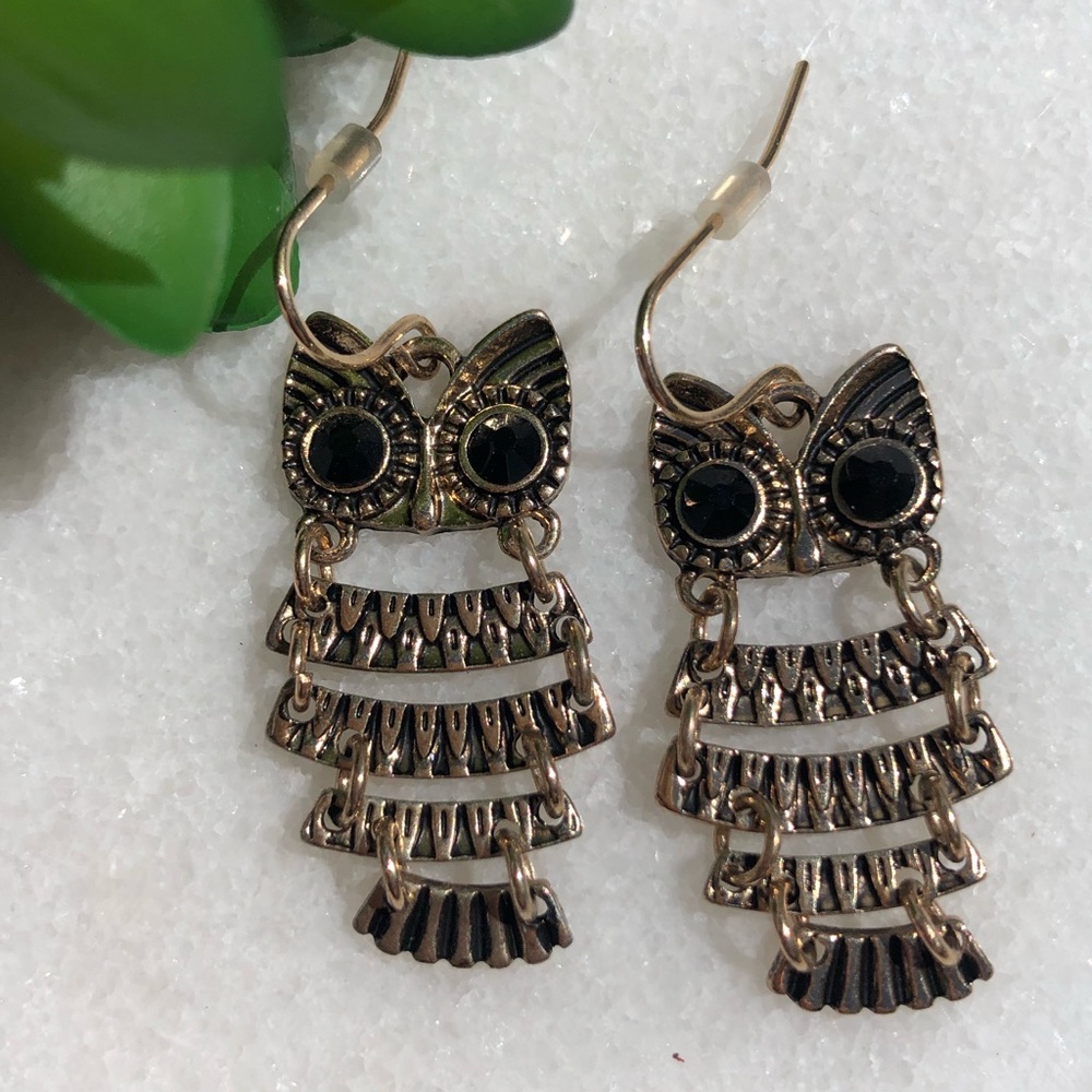 Vintage Feel Owl Earrings